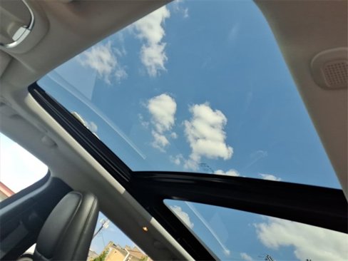 Used 2019 Jeep Cherokee Trailhawk image 15