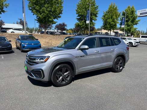 Used 2021 Volkswagen Atlas SE image 3