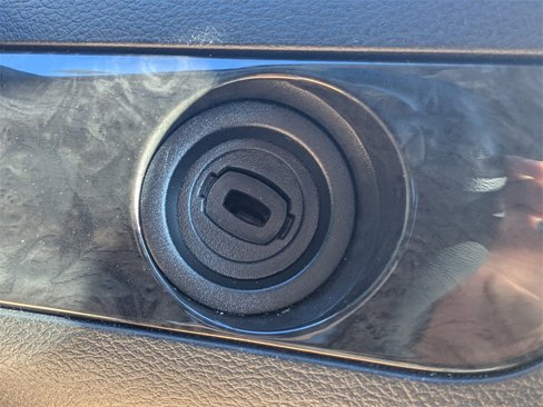 Used 2019 Dodge Grand Caravan SXT image 30