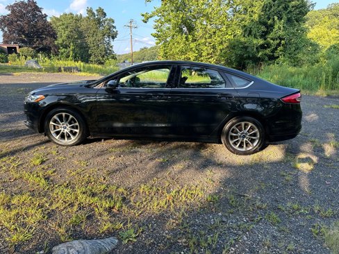 Used 2017 Ford Fusion SE w/ Fusion SE Technology Package image 7