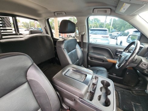 Used 2018 Chevrolet Silverado 1500 LTZ image 22
