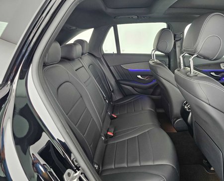 Used 2022 Mercedes-Benz GLC 300 4MATIC w/ AMG Line image 13