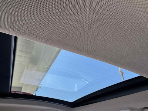 Used 2010 Mercedes-Benz E 550 Coupe image 24
