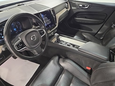 Used 2021 Volvo XC60 T5 Inscription image 22