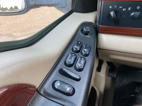 Used 2007 Ford F350 Lariat image 25