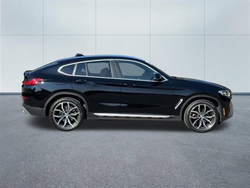 Certified 2022 BMW X4 xDrive30i w/ Premium Package 2 image 5