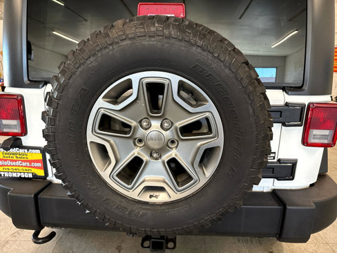Used 2015 Jeep Wrangler Unlimited Rubicon w/ Max Tow Package image 64