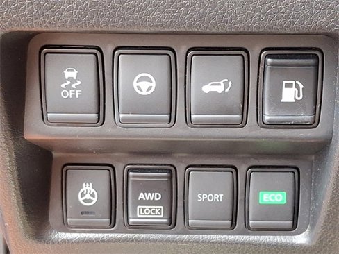 Used 2019 Nissan Rogue SL w/ Premium Package image 26