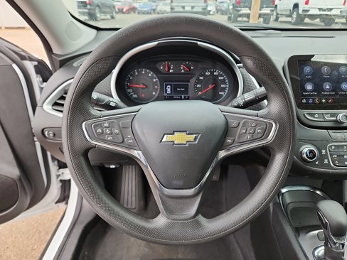 Used 2024 Chevrolet Malibu LT image 17