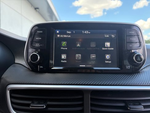 Used 2020 Hyundai Tucson SE image 17