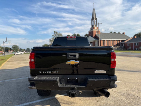 Used 2018 Chevrolet Silverado 2500 High Country w/ Duramax Plus Package image 6