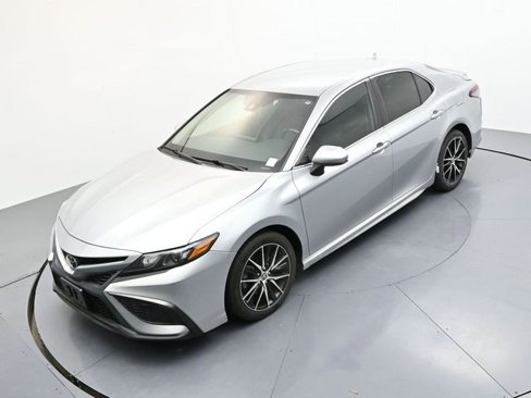 Used 2021 Toyota Camry SE image 27