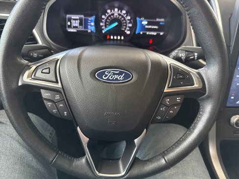 Used 2022 Ford Edge SEL w/ Convenience Package image 29