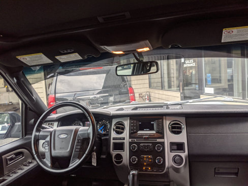 Used 2017 Ford Expedition XLT image 16