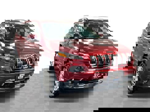 Used 2016 Jeep Cherokee Limited image 1