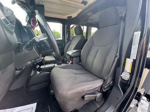 Used 2017 Jeep Wrangler Unlimited Sport image 15