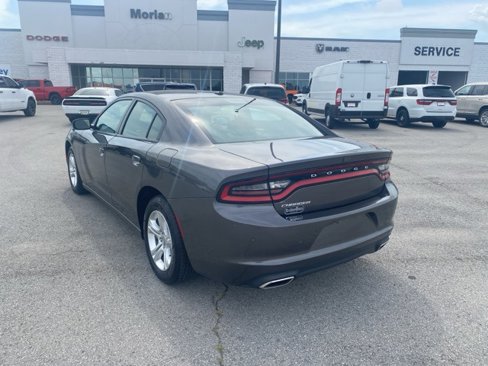 Used 2021 Dodge Charger SXT image 4