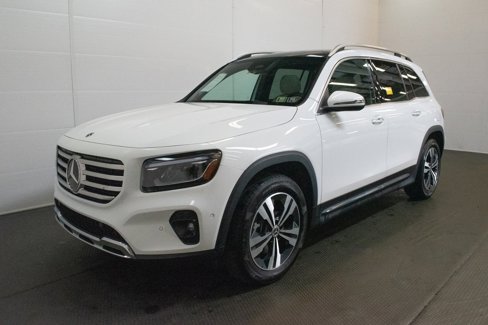 Used 2024 Mercedes-Benz GLB 250 4MATIC image 8