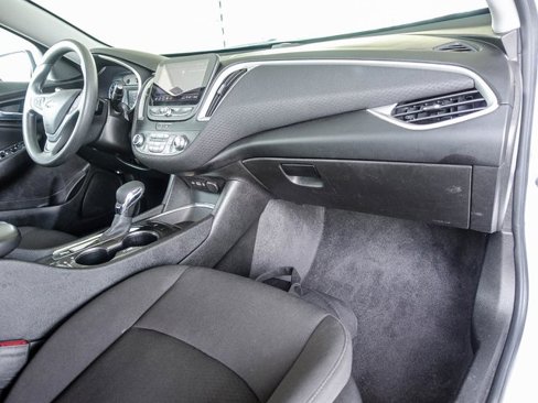 Used 2023 Chevrolet Malibu LT image 6
