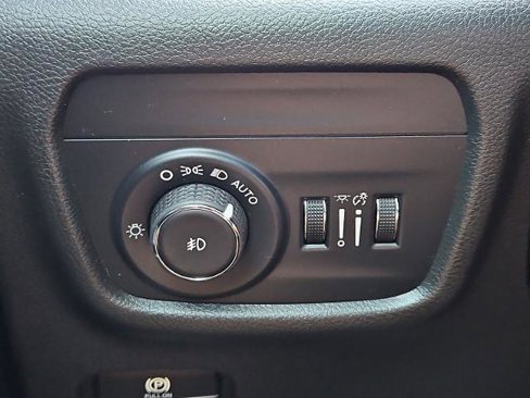 Used 2021 Jeep Grand Cherokee L Limited image 17
