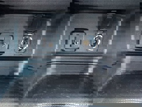 Used 2018 Chevrolet Equinox LT image 31