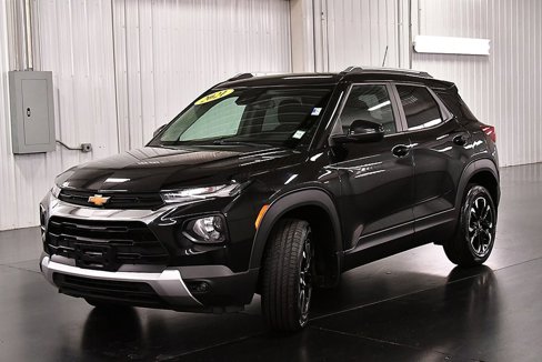 Used 2021 Chevrolet TrailBlazer LT w/ Convenience Package image 3