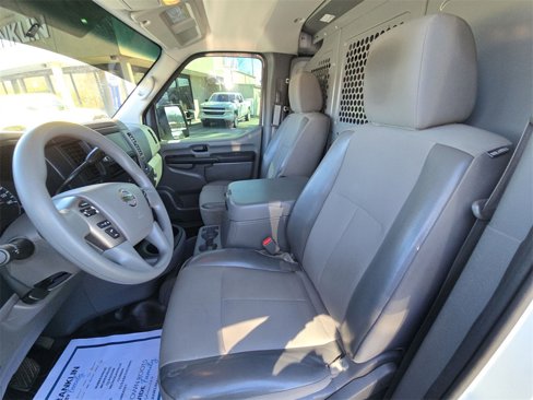 Used 2020 Nissan NV 2500 SV image 11