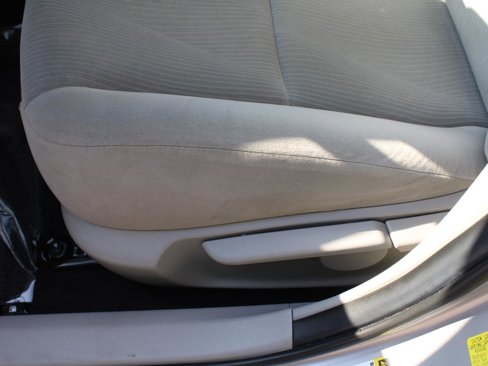 Used 2013 Toyota Corolla LE image 15