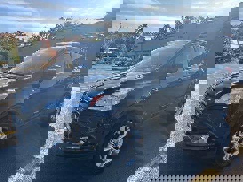 Used 2013 Ford Escape SE image 1