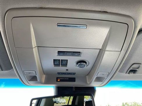 Used 2016 Chevrolet Suburban LTZ image 48