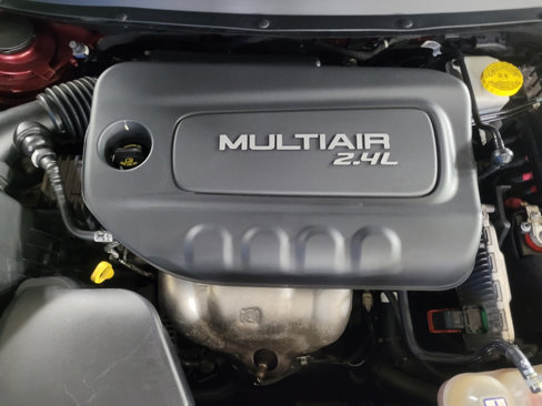 Used 2019 Jeep Cherokee Latitude w/ Cold Weather Group image 30