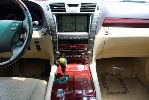 Used 2008 Lexus LS 460 image 18