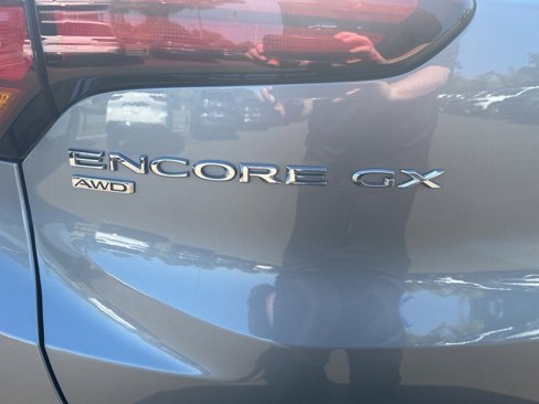 Used 2023 Buick Encore GX Select image 9