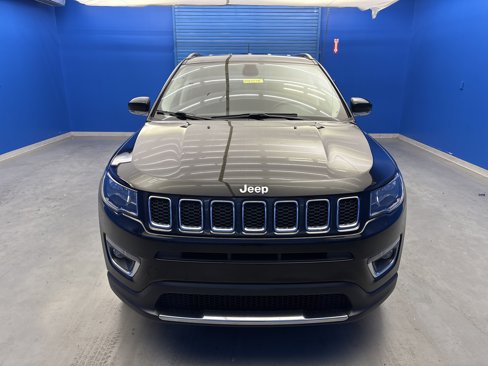 Used 2020 Jeep Compass Limited image 3
