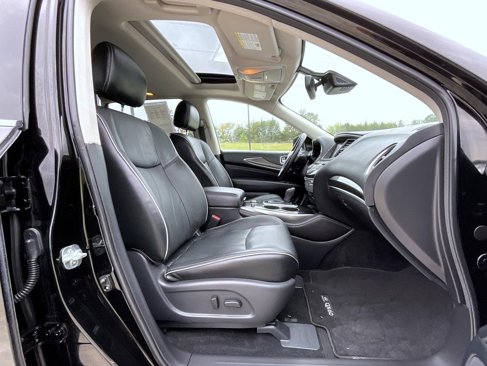 Used 2020 INFINITI QX60 Luxe w/ Essential Package image 16
