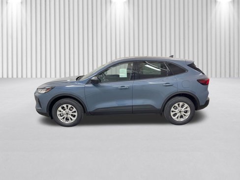 Used 2025 Ford Escape Active w/ Cold Weather Package image 8