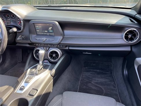 Used 2018 Chevrolet Camaro LT w/ RS Package image 12