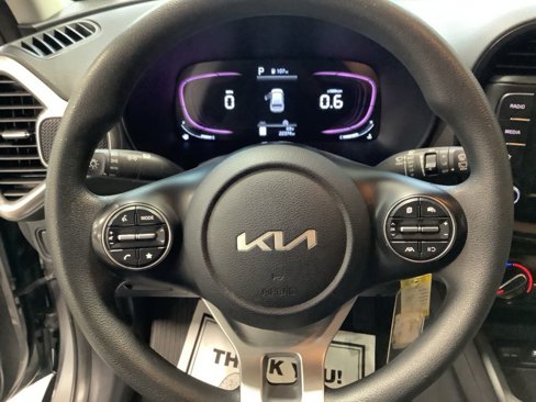 Certified 2023 Kia Soul LX w/ LX Technology Package image 14