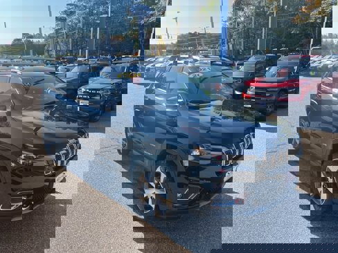 Used 2021 Jeep Cherokee Limited w/ Elite Package image 7