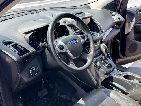 Used 2015 Ford Escape Titanium w/ Canadian Touring Package image 4