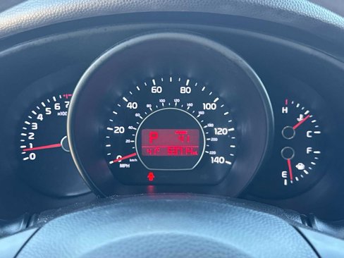 Used 2019 Kia Soul + image 25