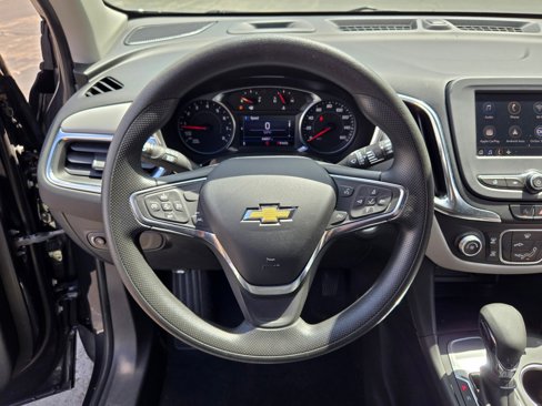 Used 2022 Chevrolet Equinox LS w/ LS Convenience Package image 32