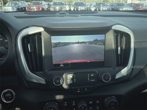 Certified 2023 GMC Terrain SLT w/ Infotainment Package II image 15