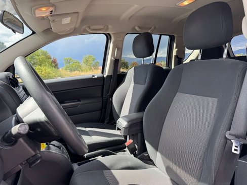 Used 2011 Jeep Compass 2WD image 7