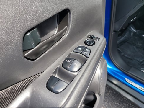 Used 2021 Nissan Kicks S w/ Interior Electronics Package image 15