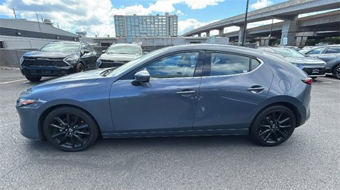 Used 2020 MAZDA MAZDA3 Hatchback w/ Premium Package image 2