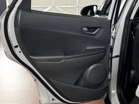 Used 2023 Hyundai Kona SEL image 28