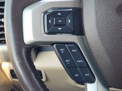 Used 2020 Ford F150 Lariat image 28