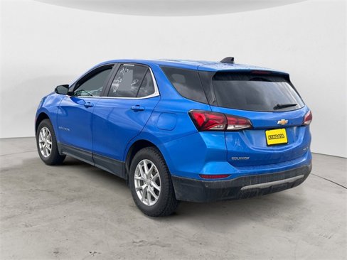 Used 2024 Chevrolet Equinox LT image 3