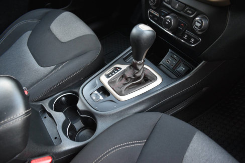 Used 2014 Jeep Cherokee Latitude image 25